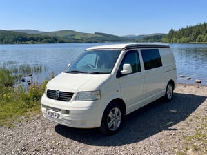 2005 Volkswagen T5 Campervan — photo 1 of 12