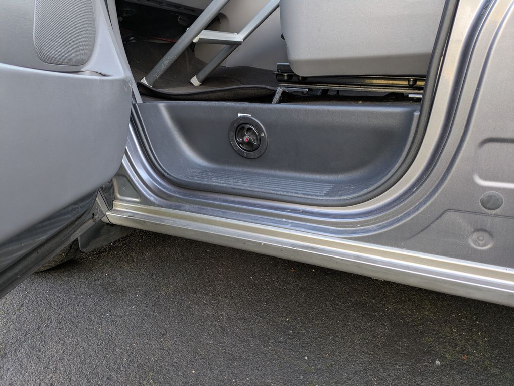 2011 Hyundai I800 - Image 10