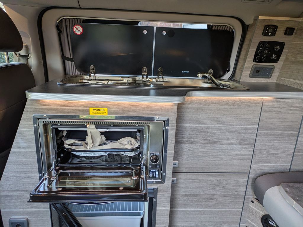 2011 Hyundai I800 - Image 24