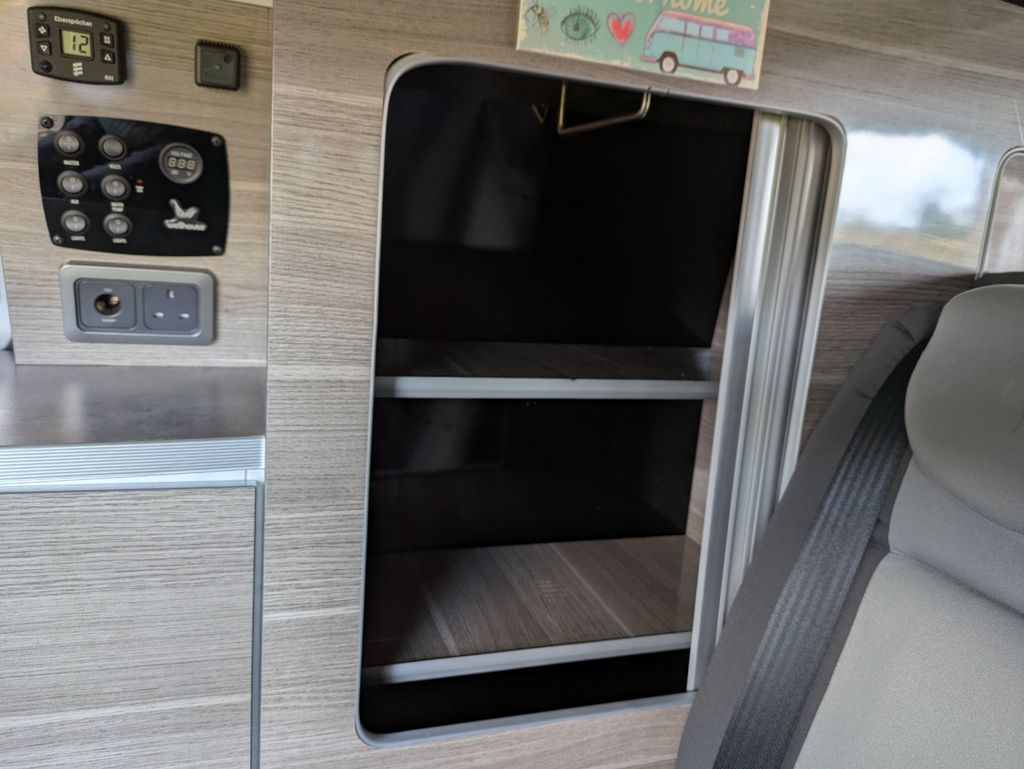 2011 Hyundai I800 - Image 29