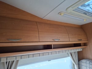 2003 Auto-Trail Apache 700 SE — photo 16 of 48