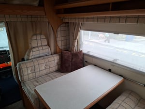 2003 Auto-Trail Apache 700 SE — photo 46 of 48