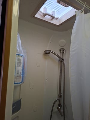 2003 Auto-Trail Apache 700 SE — photo 48 of 48