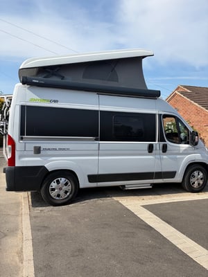 2018 Hymer Ayres Rock — photo 14 of 35