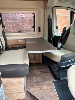 2018 Hymer Ayres Rock — photo 22 of 35