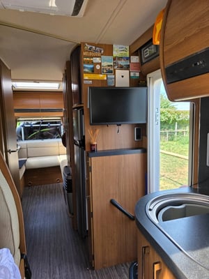 2014 Auto-Trail  Scout — photo 18 of 33
