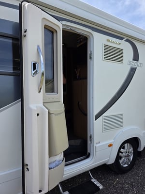 2014 Auto-Trail  Scout — photo 20 of 33