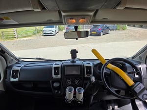 2014 Auto-Trail  Scout — photo 24 of 33