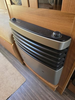 2014 Auto-Trail  Scout — photo 31 of 33