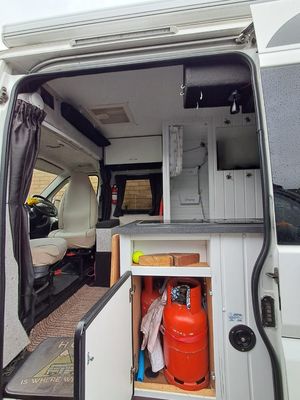 2011 Fiat Ducato 120 MultiJet Camper Conversion — photo 16 of 29