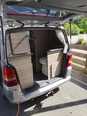 2016 Mercedes-Benz V230 — photo 6 of 18