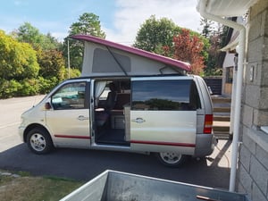 2016 Mercedes-Benz V230 — photo 10 of 18
