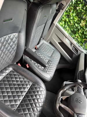 2021 Volkswagen Transporter T6.1 — photo 17 of 22