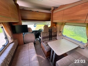 2013 Swift Lifestyle 696 — photo 8 of 15