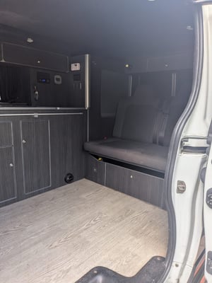 2017 Vauxhall Vivaro — photo 13 of 13