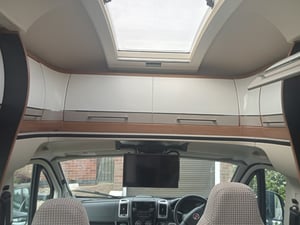2015 Auto-Trail Tracker — photo 10 of 32