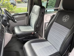 2016 Volkswagen T32 — photo 3 of 35