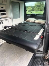2016 Volkswagen T32 - Image 4
