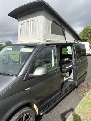2016 Volkswagen T32 — photo 5 of 35