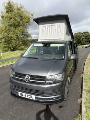 2016 Volkswagen T32 — photo 11 of 35