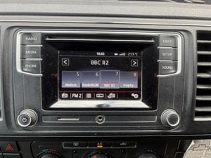 2016 Volkswagen T32 — photo 33 of 35