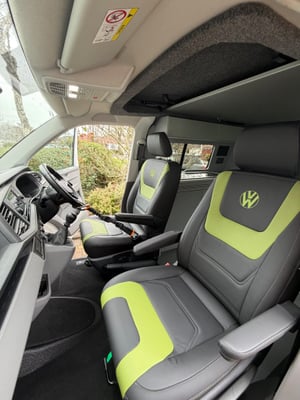 2023 Volkswagen T6.1 Transporter — photo 7 of 9
