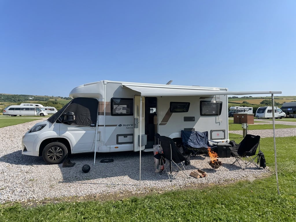 2020 Elddis Autoquest 196 - Image 1