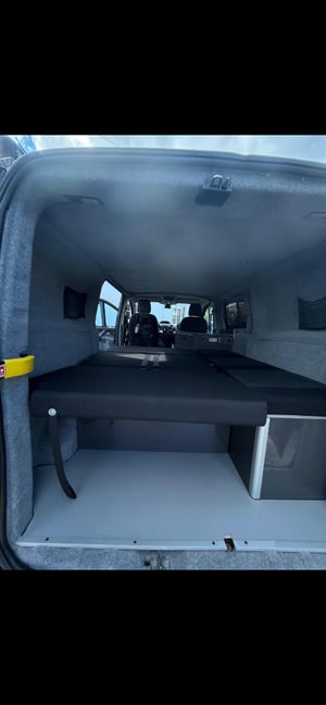 2016 Ford Transit Custom 2.2 TDCi 270 — photo 13 of 17