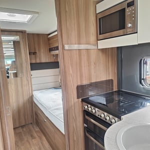 2017  Swift Toscane 774EB — photo 11 of 12