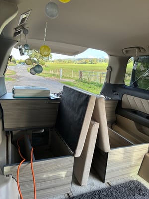 2019 Toyota Alphard — photo 27 of 27