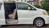 2019 Toyota Alphard - Video