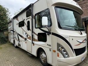 2016 Thor Ace 30.1 — photo 4 of 25
