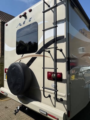 2016 Thor Ace 30.1 — photo 24 of 25