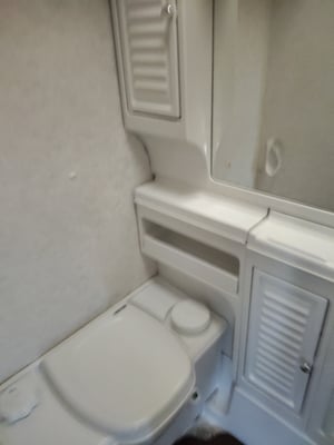 1998 swift royal — photo 2 of 10
