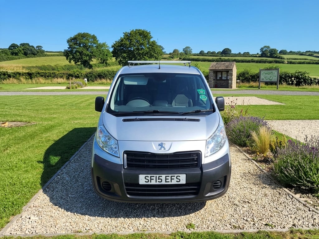 2015 Peugeot Expert Independent - Image 1