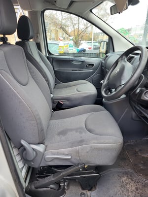 2015 Peugeot Expert Independent — photo 20 of 33
