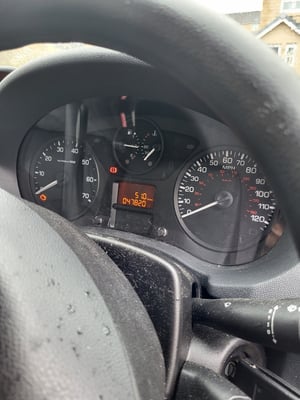 2015 Peugeot Expert Independent — photo 29 of 33