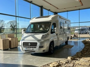 2007 Bessacarr E560 — photo 1 of 34
