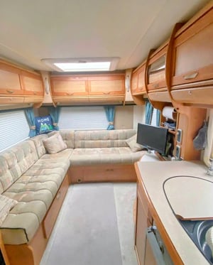 2005 Auto-Trail Cheyenne — photo 8 of 10