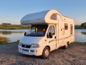 2004 Bessacarr E425