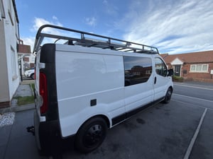 2011 Renault Trafic — photo 6 of 10