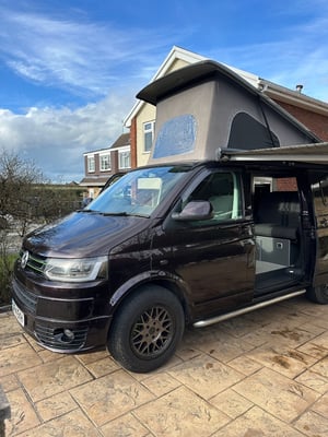 2014 Volkswagen Transporter T5.1 — photo 2 of 40
