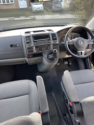 2014 Volkswagen Transporter T5.1 — photo 21 of 40