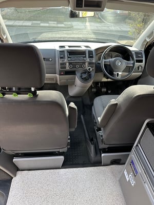 2014 Volkswagen Transporter T5.1 — photo 37 of 40