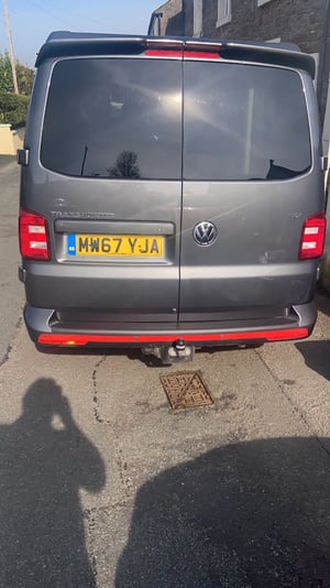 2018 Volkswagen Transporter T6 — photo 23 of 26