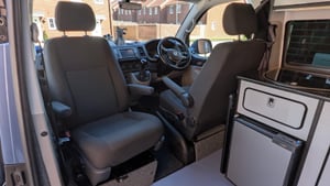 2019 Volkswagen T32 — photo 4 of 16