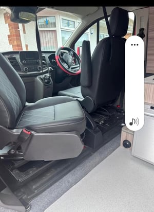 2020 Ford Transit Custom — photo 3 of 16