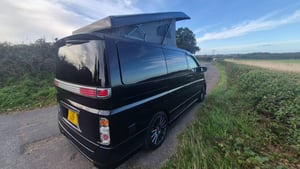 2023 Nissan Elgrand — photo 3 of 14