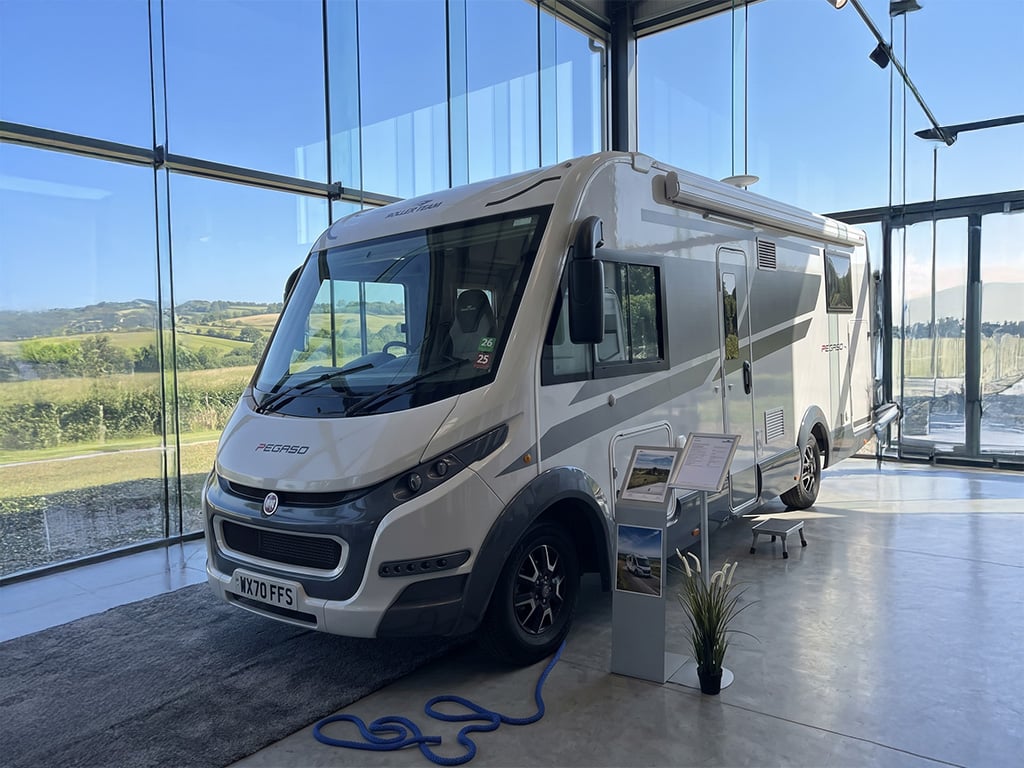 2020 Roller Team Pegaso 740 - Image 1