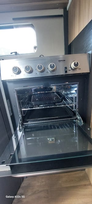 2022 Swift Escape 694 — photo 20 of 70